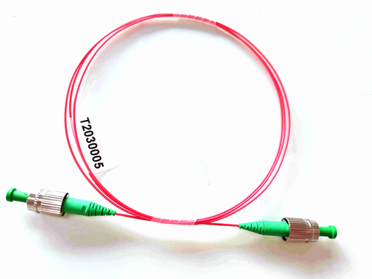 La toppa della fibra di FC L'APC IL PM 980nm cabla la fibra sciolta 300mW del tubo 900um