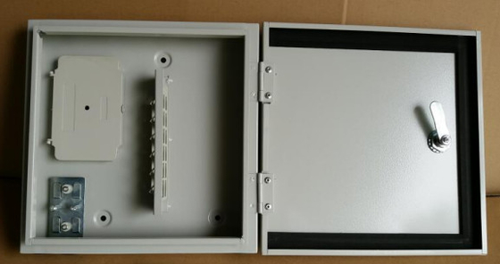 ODF-OW12B Cornice di distribuzione in fibra ottica di tipo parete per cavi ottici esterni, cavi di patch ottici e pigtails ottici.
