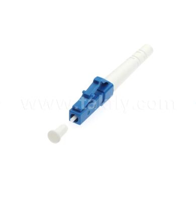 Specificità del connettore LC. Basse perdite di inserimento e ferrule in ceramica ad alta precisione. Modalità singola e multimoda.