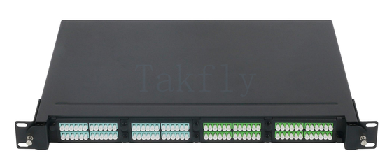 1U 19" MPO/MTP High-Density Patch Panel 4 slot per cassette, montato su rack