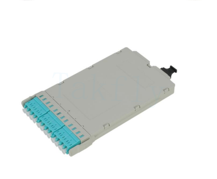 Pannello patch MPO ad alta densità 1U 144C – 12 cassette, conversione da MPO a LC, preterminato per SAN/LAN/data center