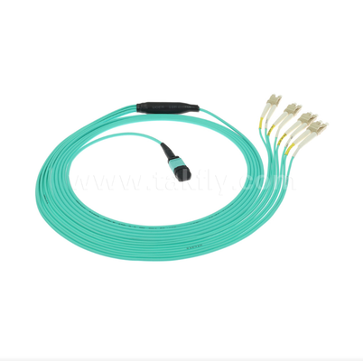 MPO/MTP-LC Breakout Patch Cord. Soluzione di cablaggio in fibra ottica multi-core ad alta densità
