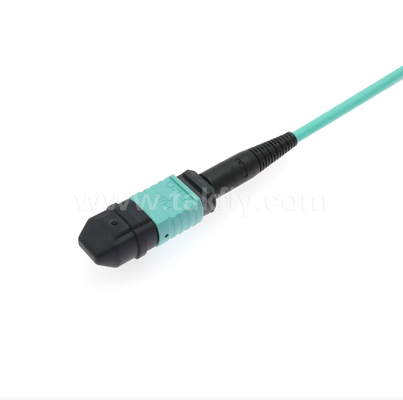 MPO/MTP-LC Breakout Patch Cord. Soluzione di cablaggio in fibra ottica multi-core ad alta densità
