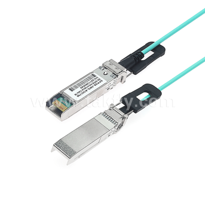 Cavo ottico attivo (AOC) QSFP28 da 100G – 4×25G, fino a 104 Gbps, 3-70 m, array VCSEL, basso consumo <3,5 W, da QSFP28 a QSFP28
