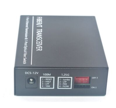 10/100/1000Base-TX to 1000Base-FX Fiber Optic Media Converter with LFP